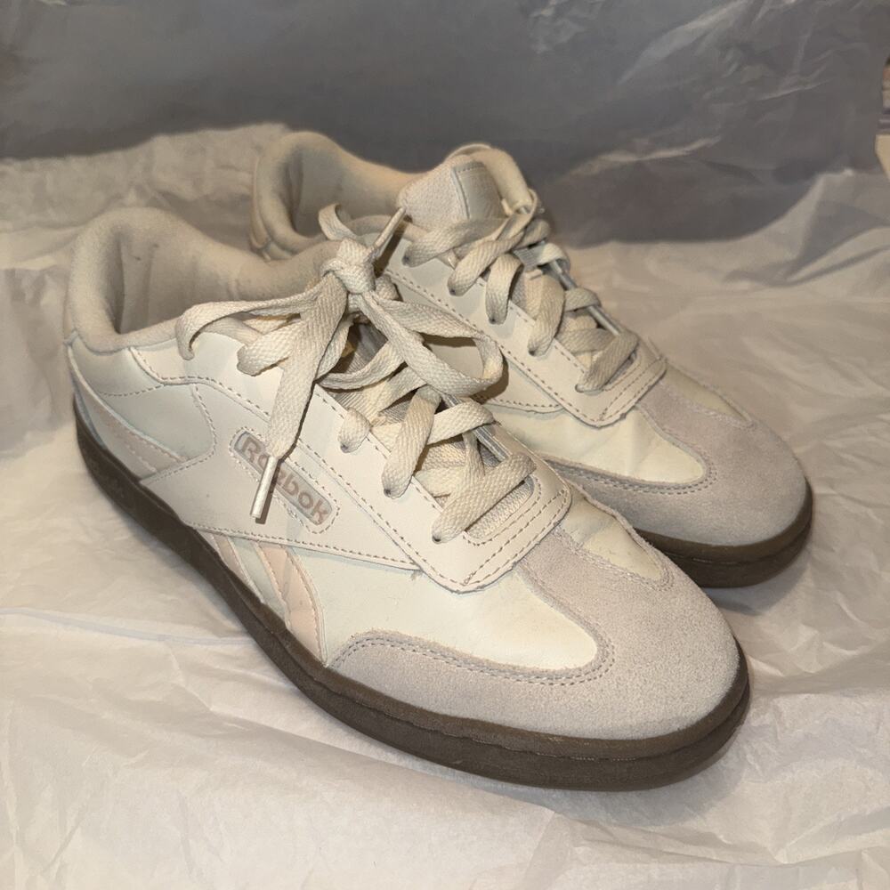 Reebok Club C Revenge Women's Retro Sneakers Chalk Alabaster Peach Size
